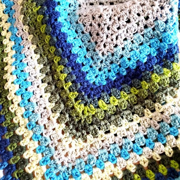 Crochet BABY BLANKET AFGHAN Lap Granny 28" x 28" Green Blue Gray Navy NEW Unisex - Picture 7 of 9
